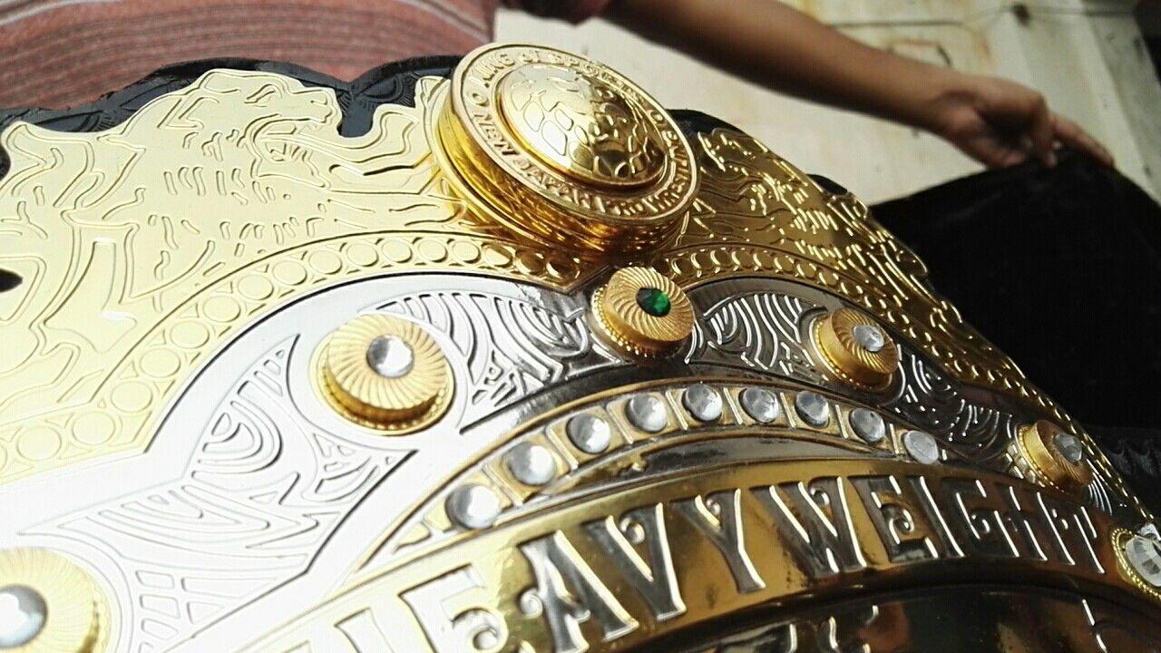 IWGP V4 HEAVYWEIGHT Zinc Championship Belt - Image 10