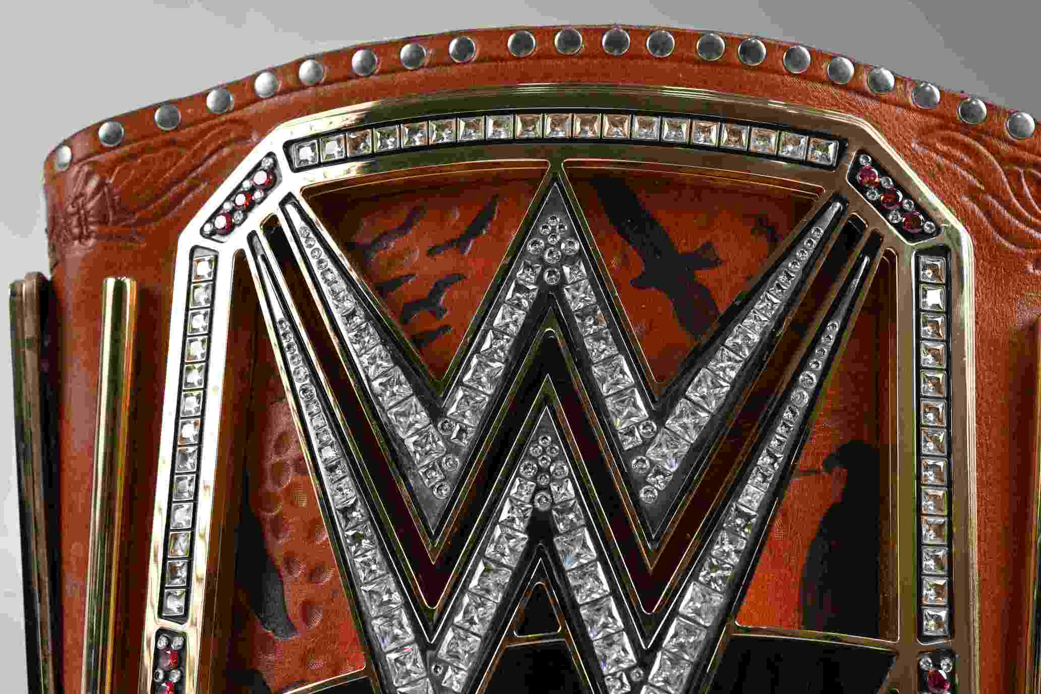WWE Universal Premium CNC Championship Belt Replica - Image 3