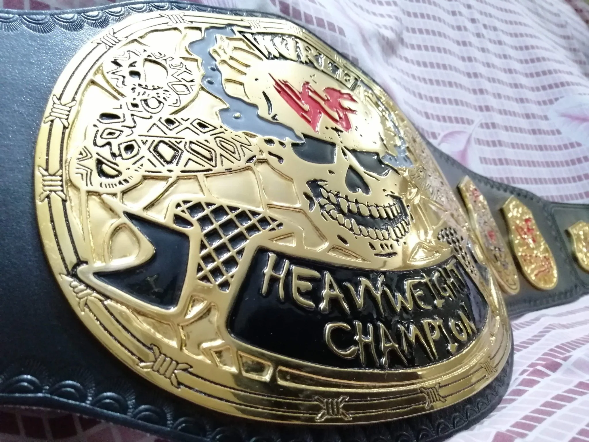 WWF STONE COLD SMOKING SKULL 24K GOLD Championship Title Belt - Image 3