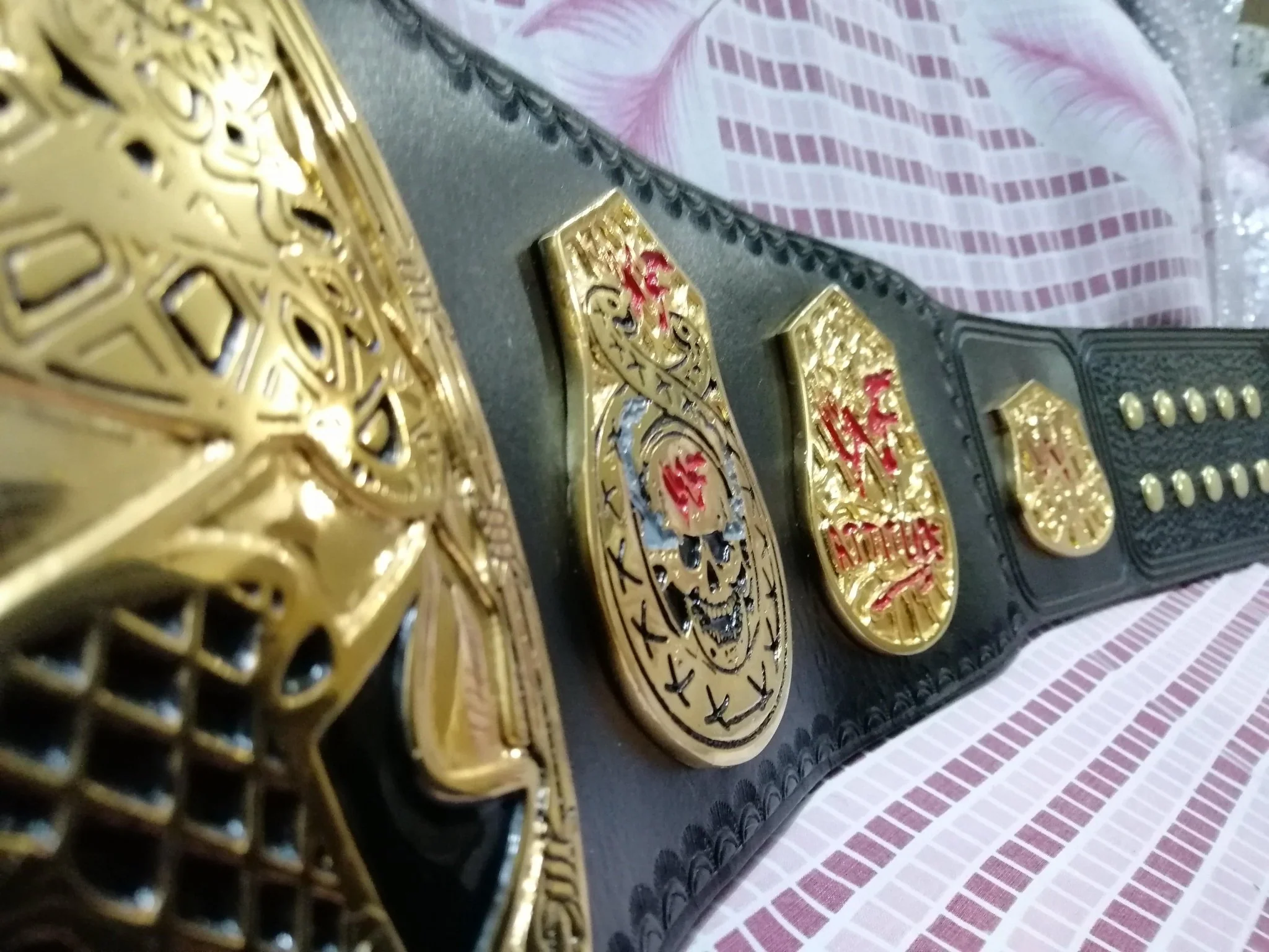 WWF STONE COLD SMOKING SKULL 24K GOLD Championship Title Belt - Image 8